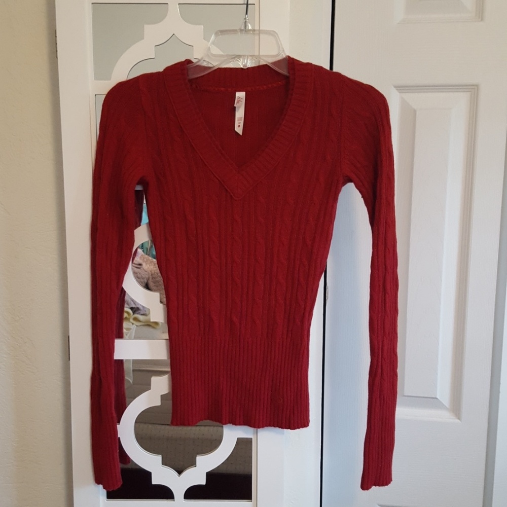 Small v-neck sweater